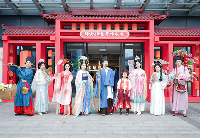 正大泰国第一颗鲜榴莲（金枕）浙里首发